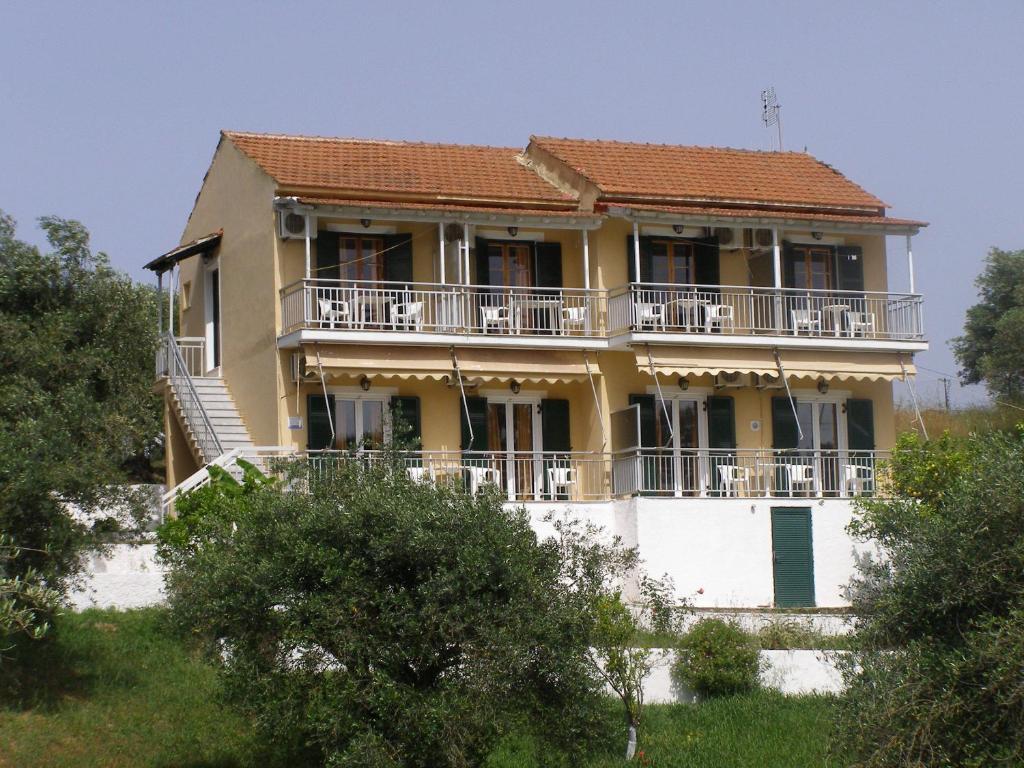 Evridiki Apartments Mesongi Exterior photo